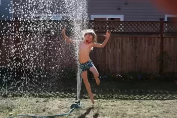 Des vacances avec vos enfants dans votre propre jardin